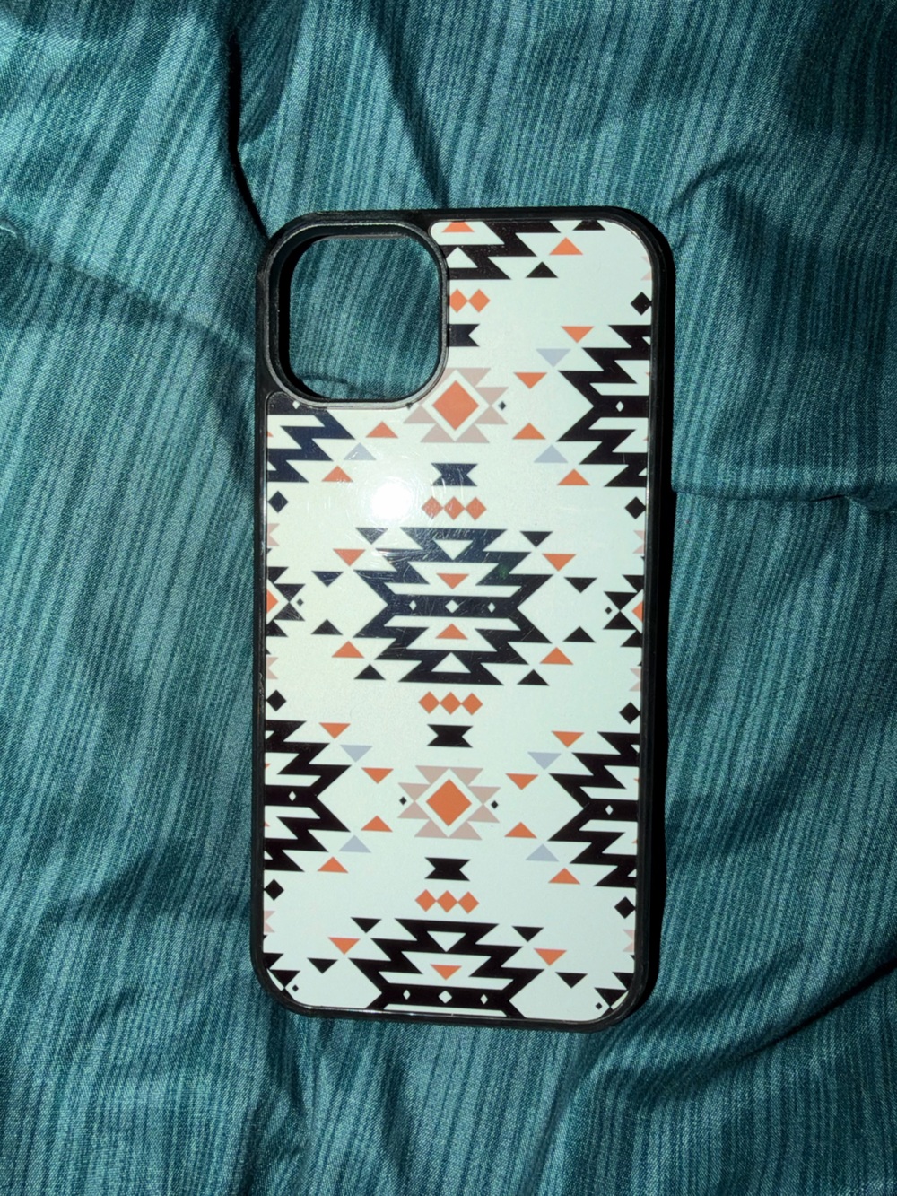 Tribal design iphone 15 plus case